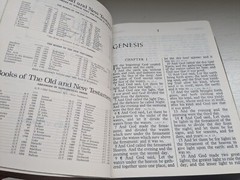 Holy Bible Giant Print Manna Edition KJV Red Letter 1975 – New