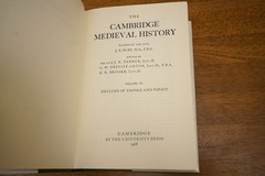 Cambridge Medieval History Volume 7: Decline of Empire and Papacy HB + DJ 1968