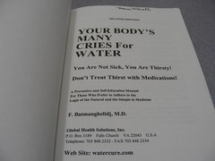 Your Body’s Many Cries for Water – F. Batmanghelidj, M.D. – 1999 Paperback Book