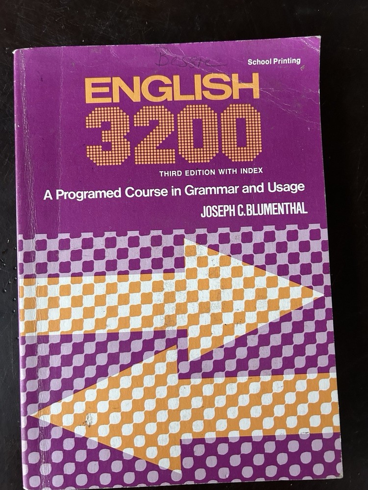 English 3200 3rd Ed Course in Grammar & Usage Joseph C. Blumenthal 1981 PB