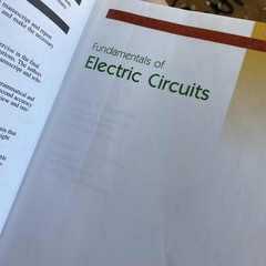 Fundamentals of Electric Circuits by Charles Alexander, Matthew Sadiku Hardcover