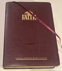 Faith Partners New Open Bible Large Print Edition: Nkjv Old and New Testaments