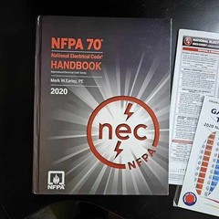 NFPA 70, National Electrical – Hardcover, by (NFPA) National Fire – Very Good