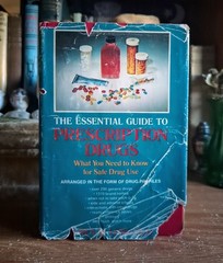 1977 Essential Guide To Prescription Drugs James Long – Vintage Medical Book