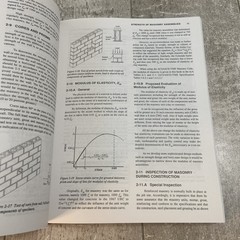Reinforced Masonry Engineering Handbook: Clay and Concrete Masonry, Fifth Ed HC