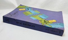 Basic Electricity Paperback U. S. Navy Bureau of Naval Personnel 1970 Paperback