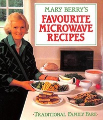 Favourite Microwave Recipes by Berry, Mary Hardback Book The Fast Free Shipping