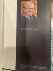 How to Grow a Robot: Developing Human-Friendly, Social AI (Mit Press), Lee, Mark