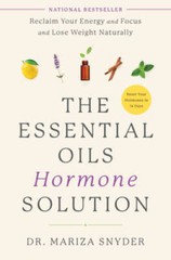 The Essential Oil Hormone Solution: Reset Your Hormones in 14 Days w – VERY GOOD