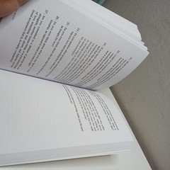 101 Essays That Will Change The Way You Think | Like New | Fast Shipping