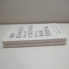 101 Essays That Will Change The Way You Think | Like New | Fast Shipping
