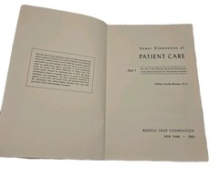 Vintage Medical Reference Guide Book Home Library DIY Triage Manual Collectable.
