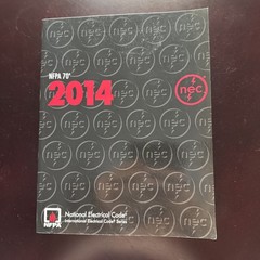 NFPA 70, National Electrical Code : 2014 Edition by National Fire Protection…