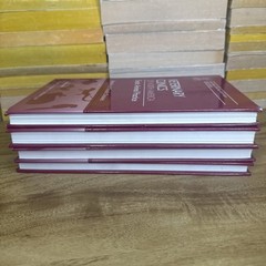 Lot Of 4 Veterinary Clinics Of North America: Exotic Animal Practice Hardcover