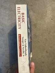 Basic Electricity Van Wallenberg, Nooger & Neville, Inc Book